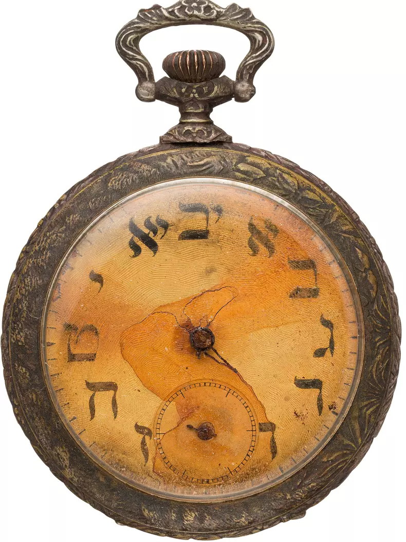 Titanic victim's watch for sale