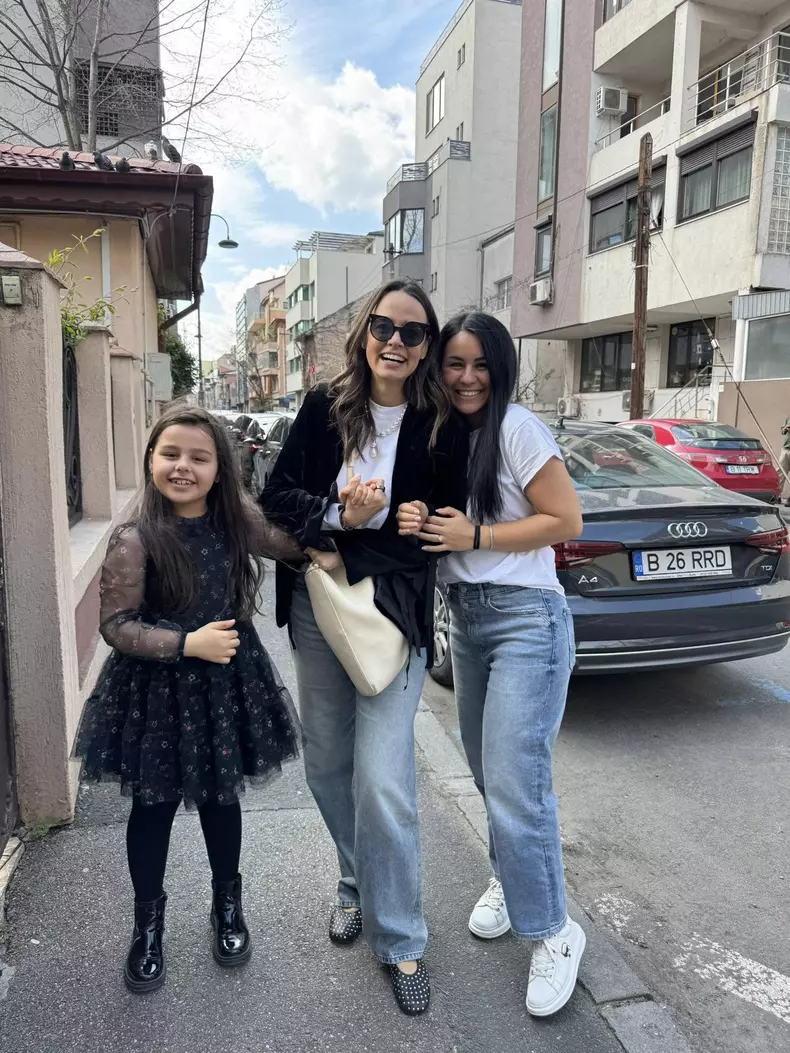 andreea raicu si mariuca fetia adoptata1