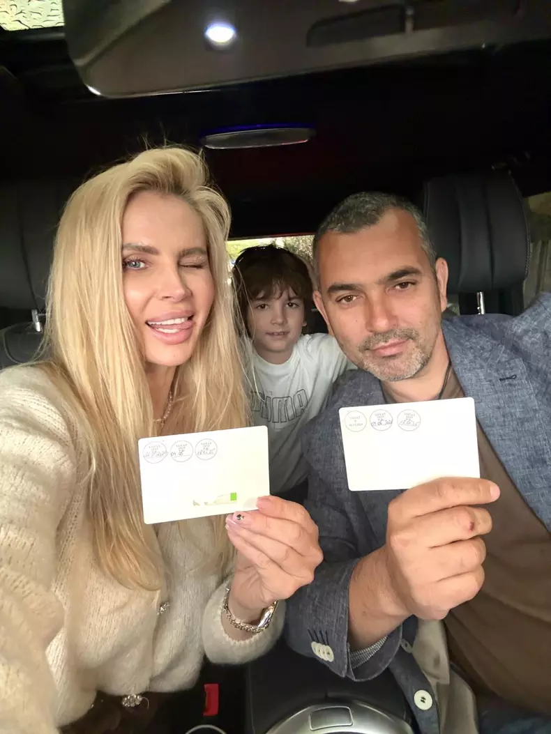 Andreea Banica si sotul