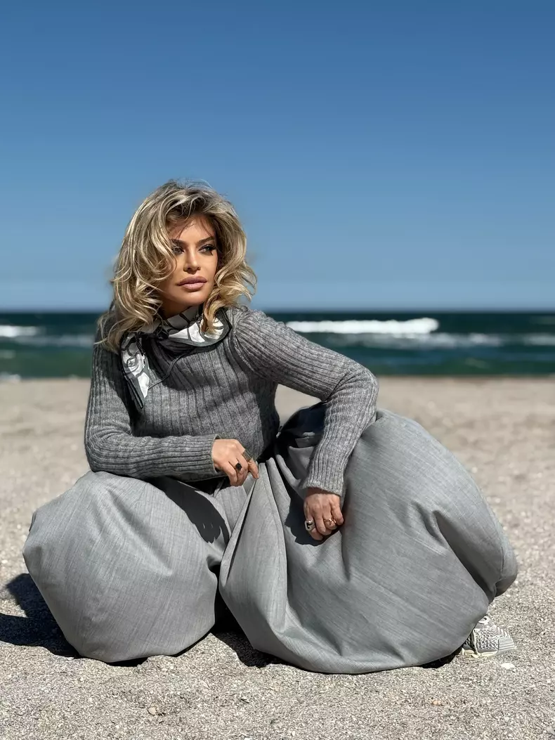 loredana groza la plaja 10