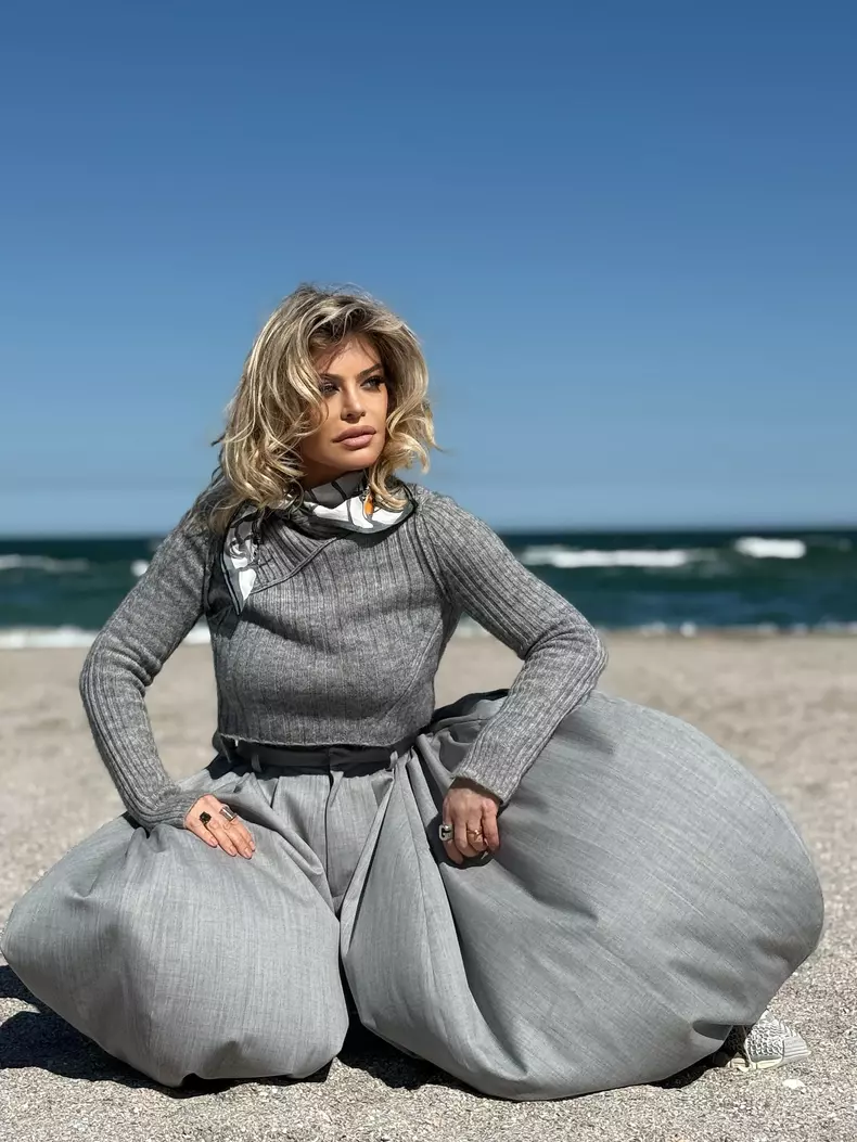 loredana groza la plaja 11