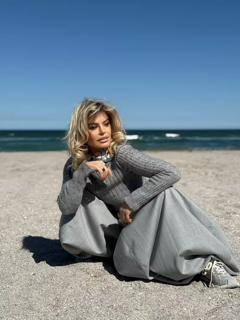 loredana groza la plaja 14
