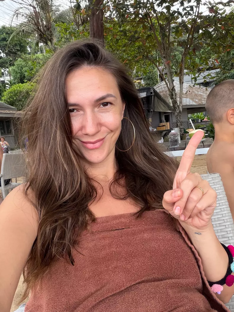 adela popescu in thailanda 9