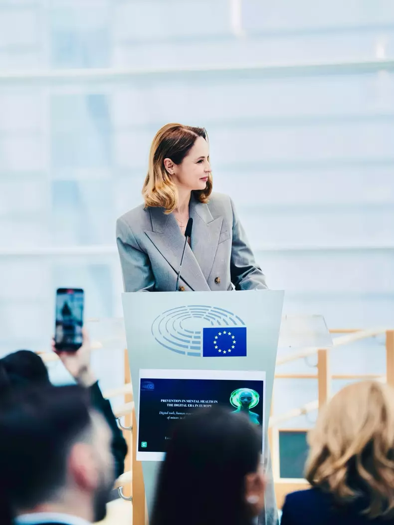 Andreea Marin în Belgia (8)