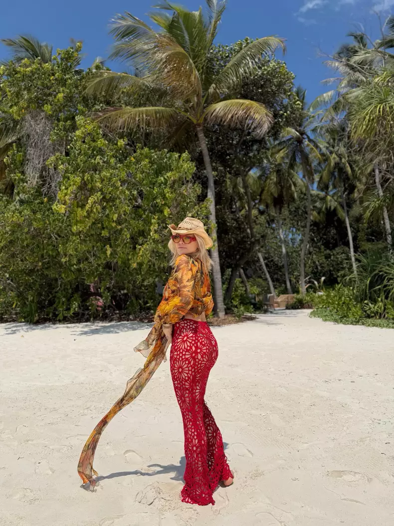 loredana groza maldive 1