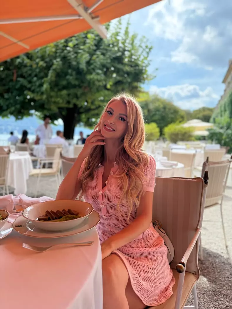 Andreea Bălan, vacanță în Italia (5)