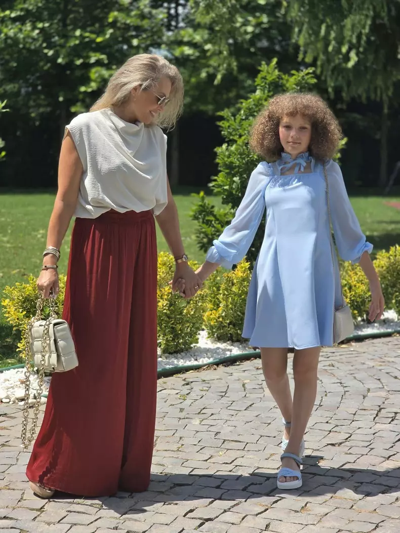 Carla, fiica Mirelei Vaida (1)