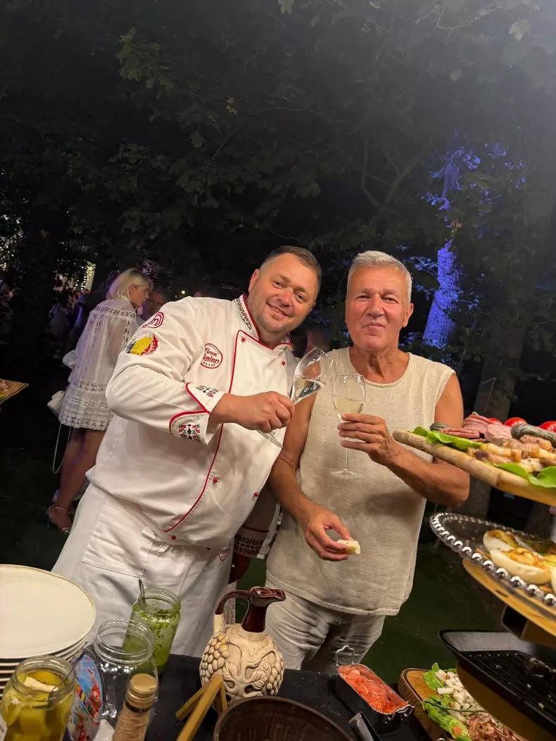 ce au mâncat invitații la ziua Andrei Măruță (2)
