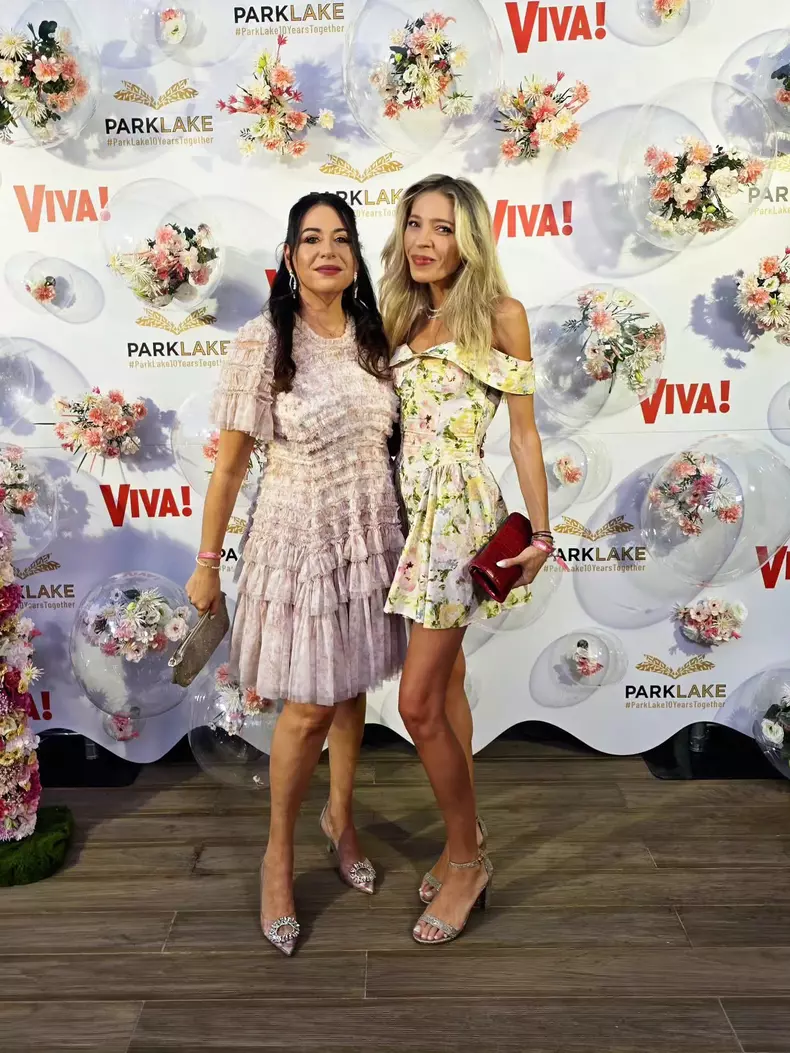 Oana Roman la VIVA! Influencers Party (2)