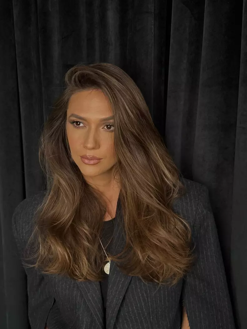 adela Popescu