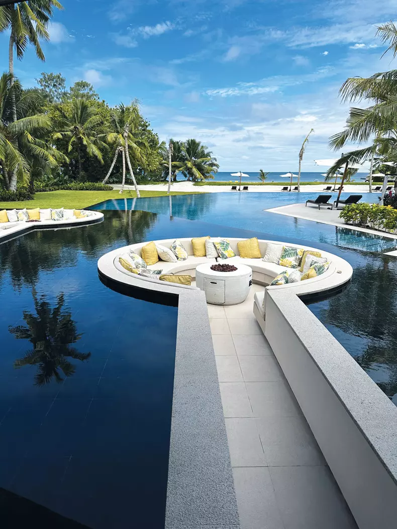 Zona de relaxare de la Waldorf Astoria