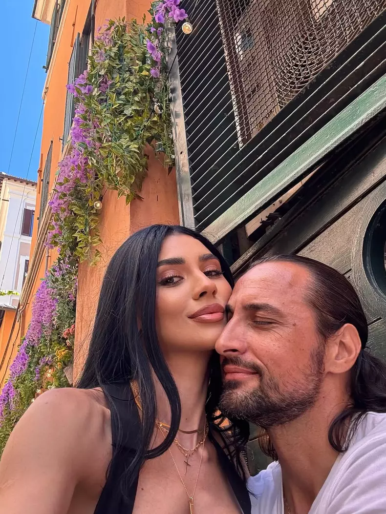 1. Cristina și Denis Ștefan în Roma