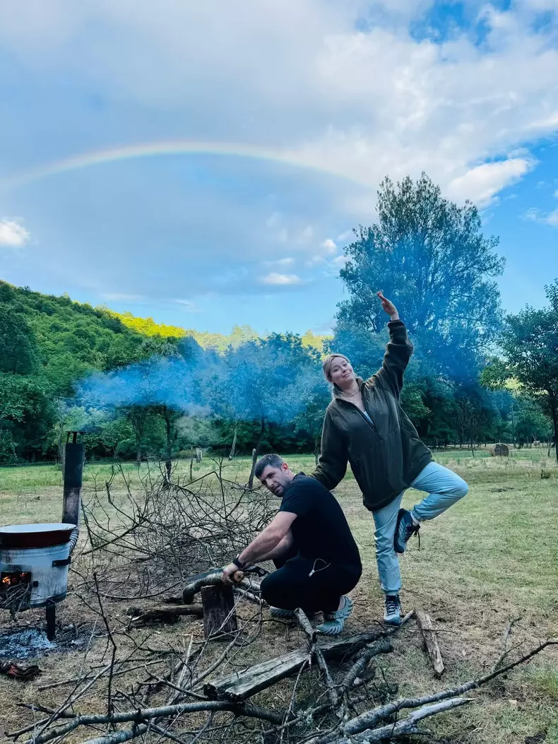 Laura Cosoi în vacanță