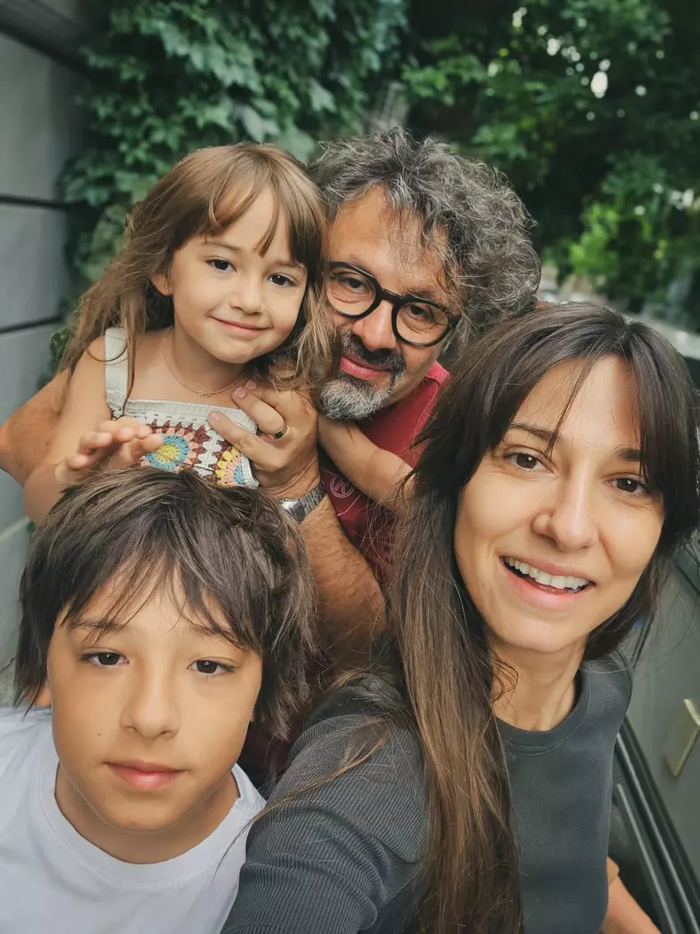 Dana Rogoz și familia