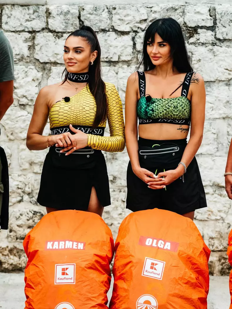 Karmen și Olga Barcari (1)