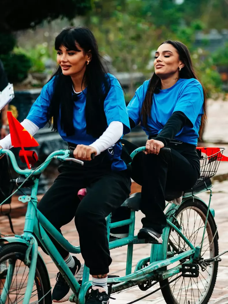 Karmen și Olga Barcari (4)