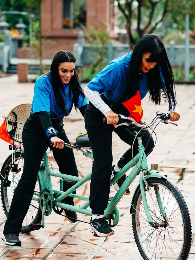 Karmen și Olga Barcari (8)