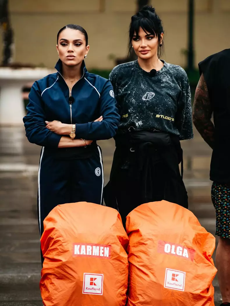 Karmen și Olga Barcari (9)