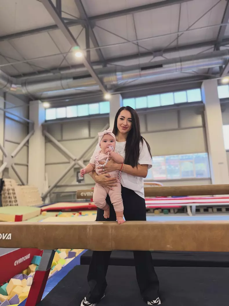 Larisa Iordache și fiica ei (4)