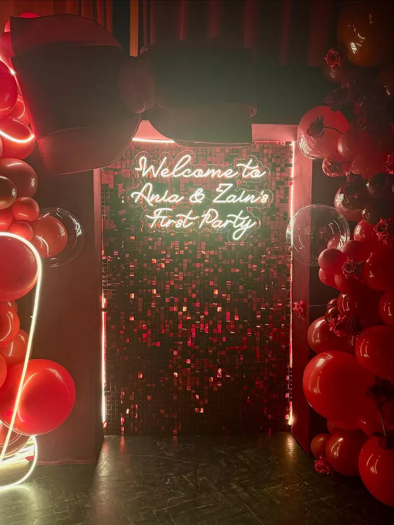 4. Roxana Nemeș și-a botezat gemenii