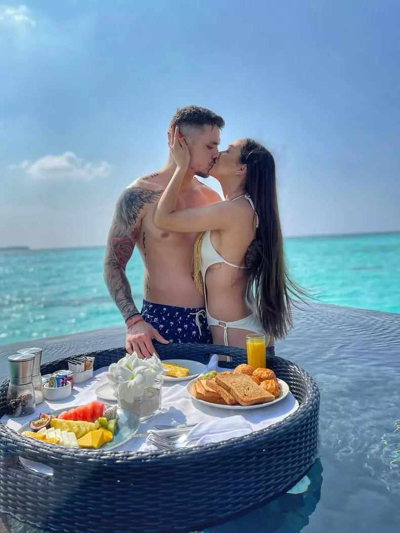 8. Vlăduța Lupău și soțul ei