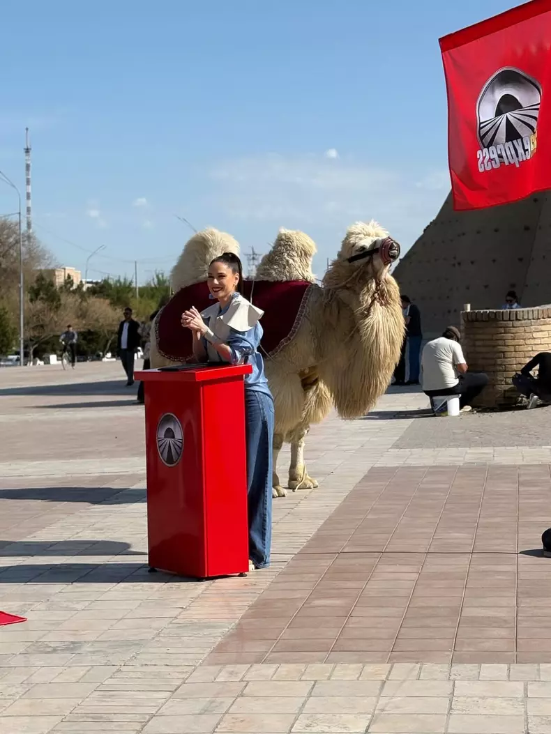 Irina Fodor și noua colegă