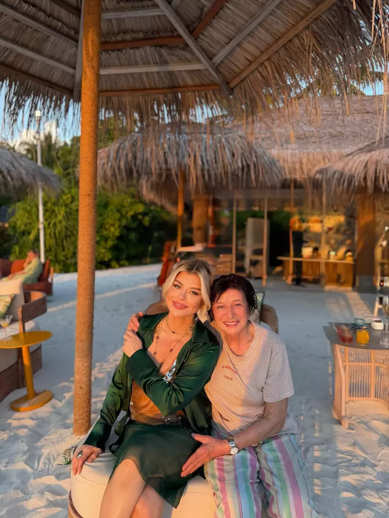 Loredana Groza și mama ei