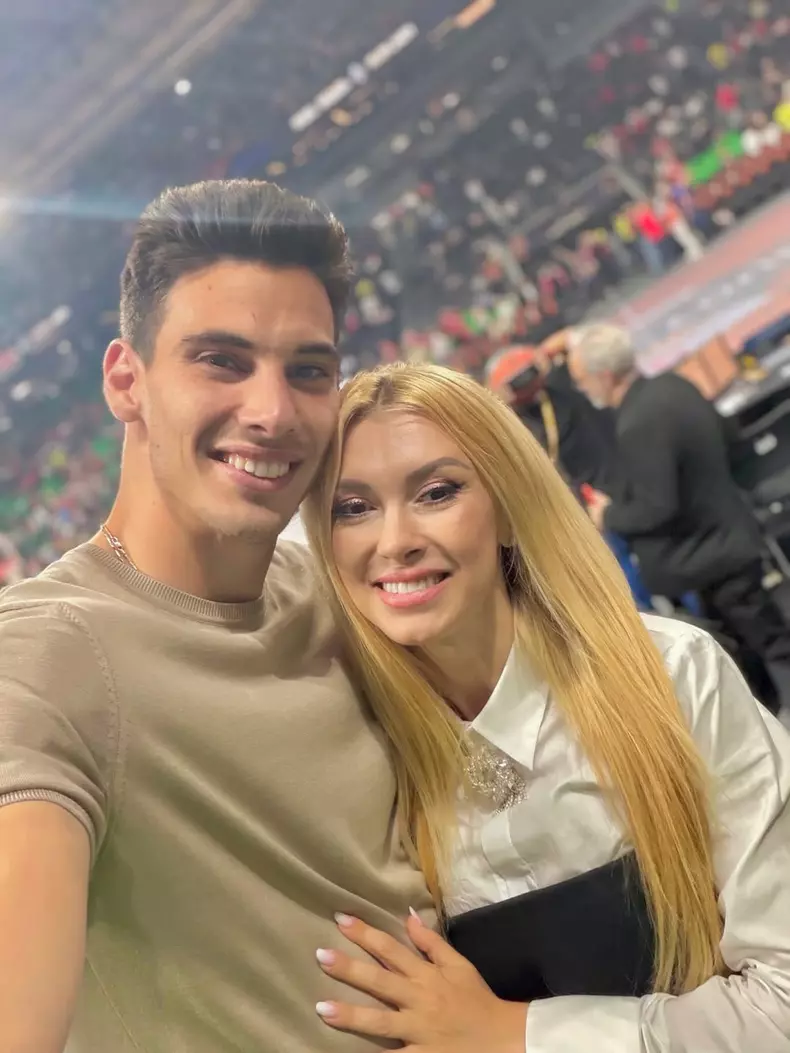 2. Andreea Bălan și Victor Cornea
