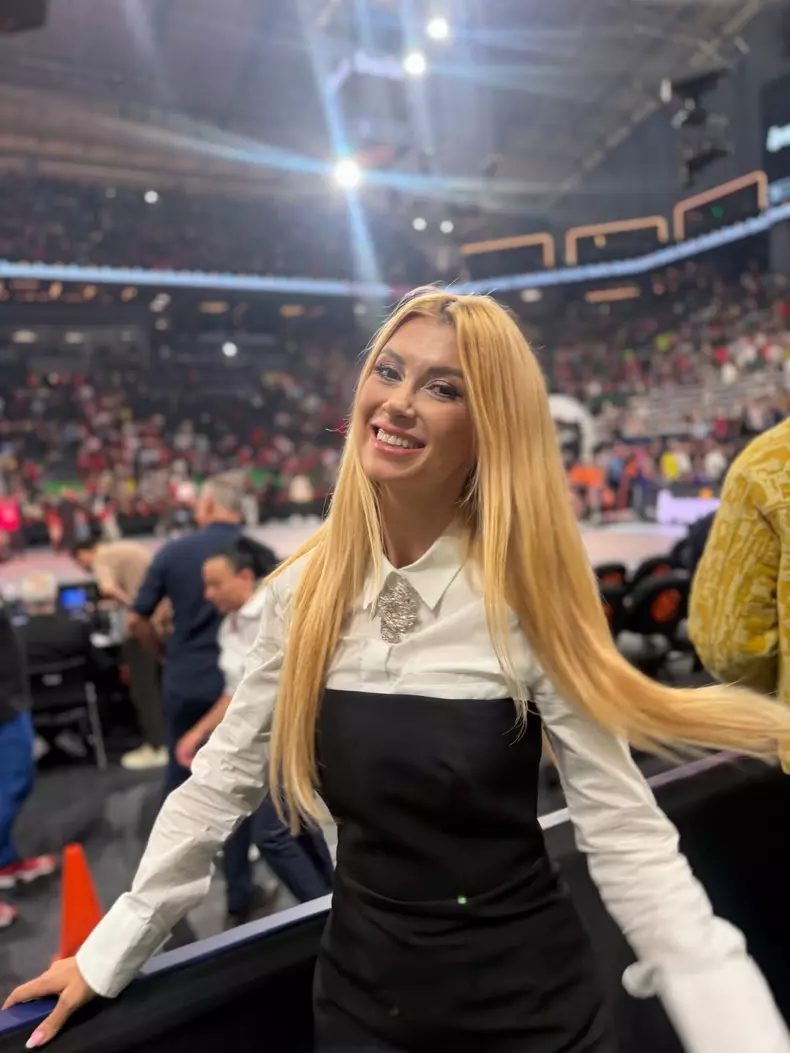 4. Andreea Bălan