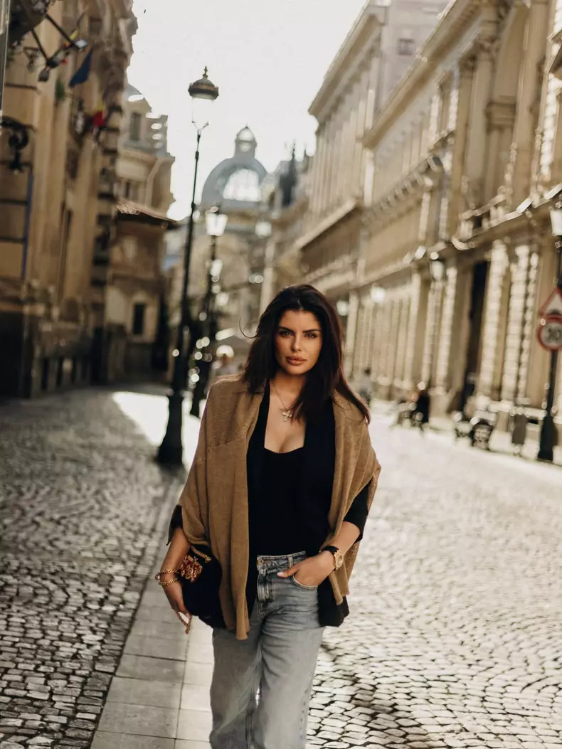 3. Ileana Lazariuc