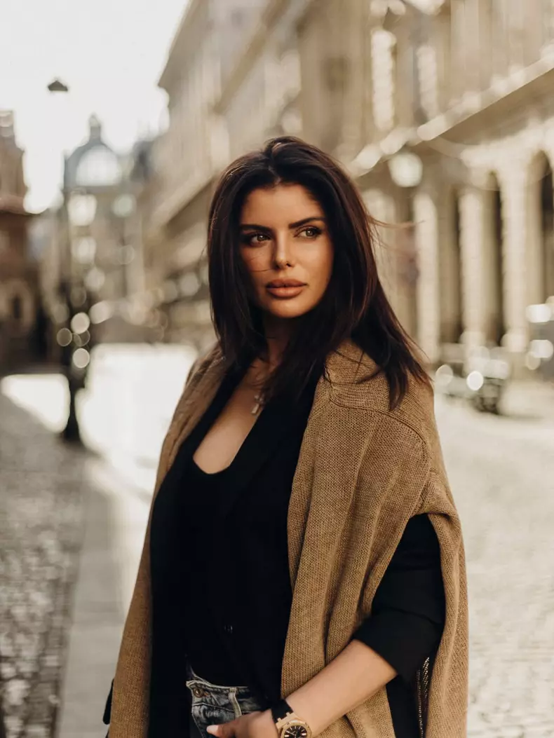 4. Ileana Lazariuc