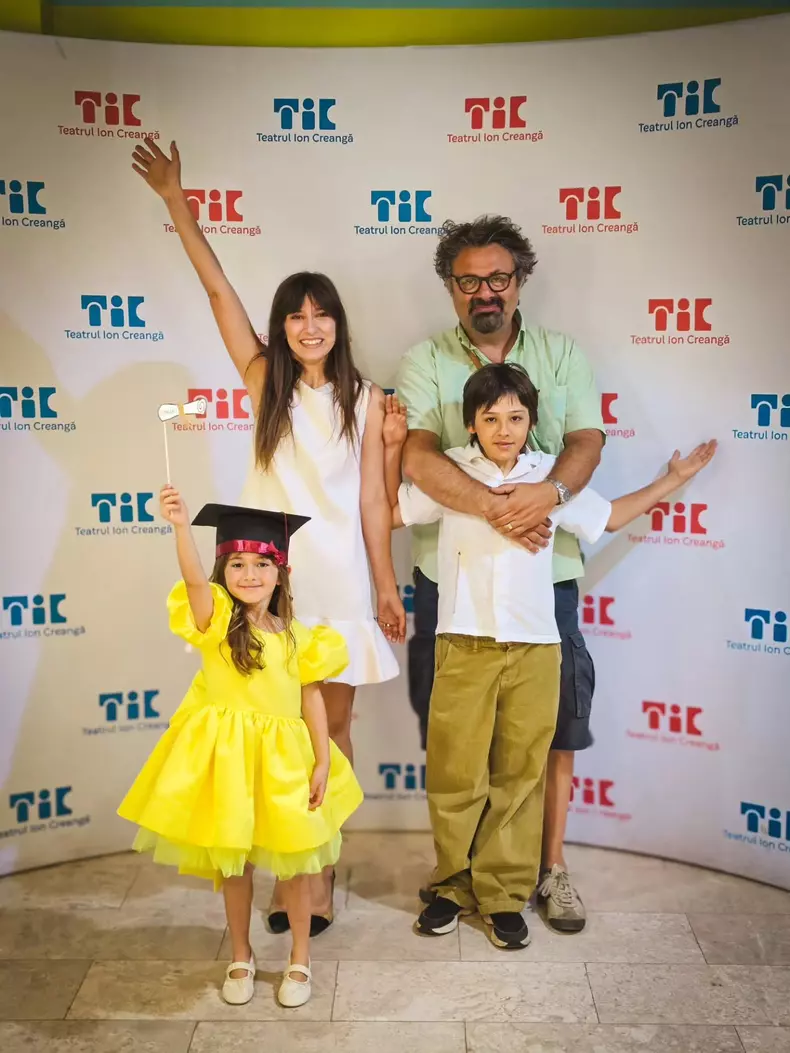 Dana Rogoz și familia