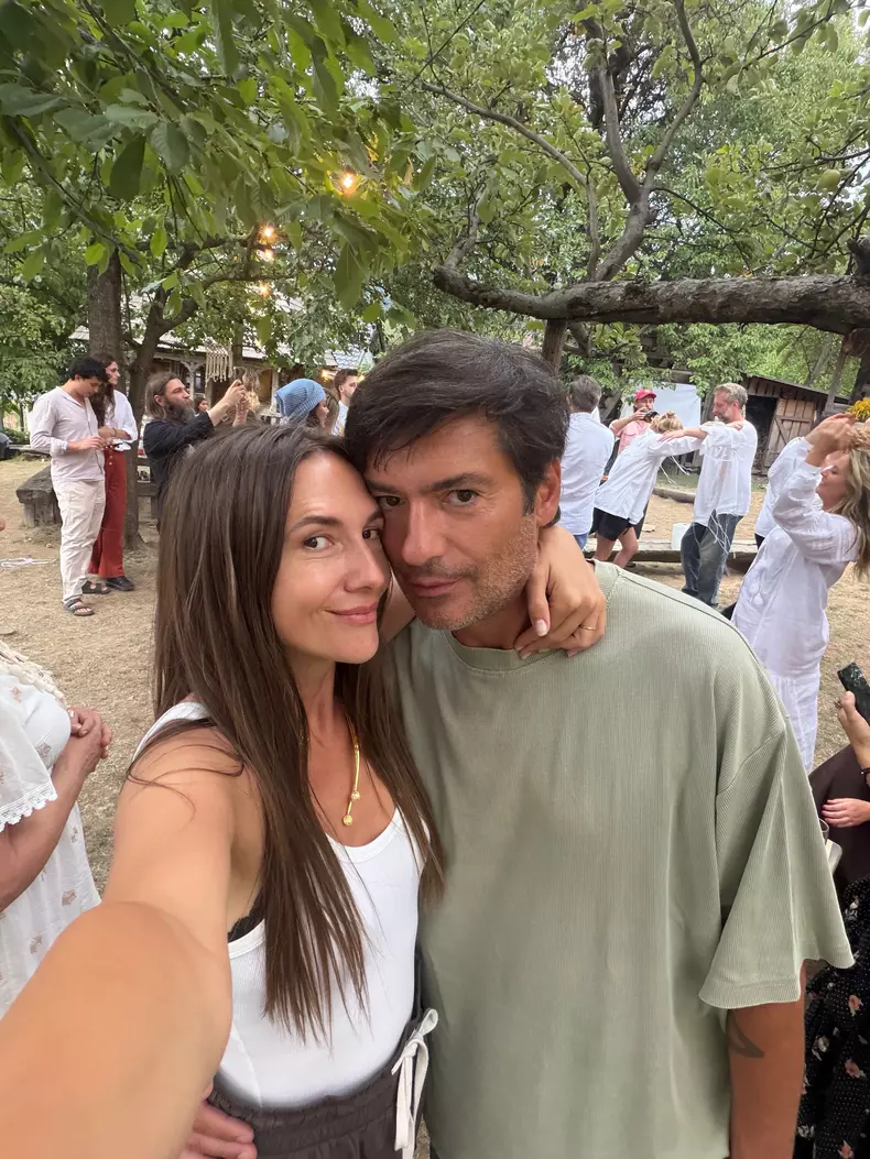 12. Adela Popescu și Radu Vâlcan