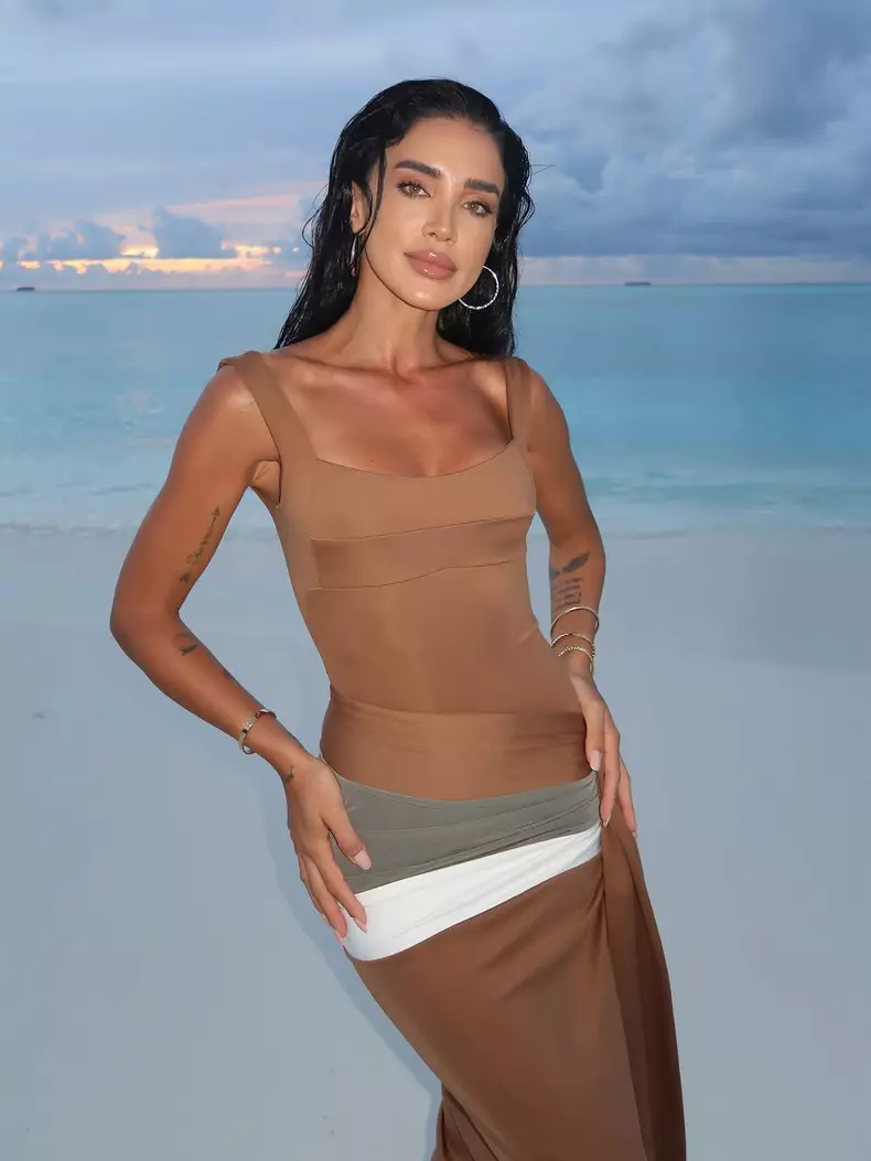 Adelina Pestrițu în vacanță (2)