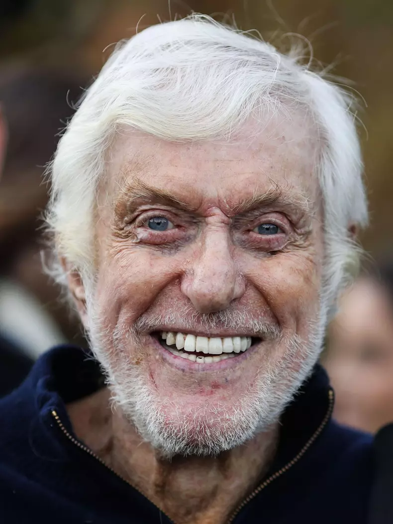 La 97 de ani, Dick Van Dyke a făcut accident cu mașina. Ce i-a cerut poliția actorului din „Mary Poppins”