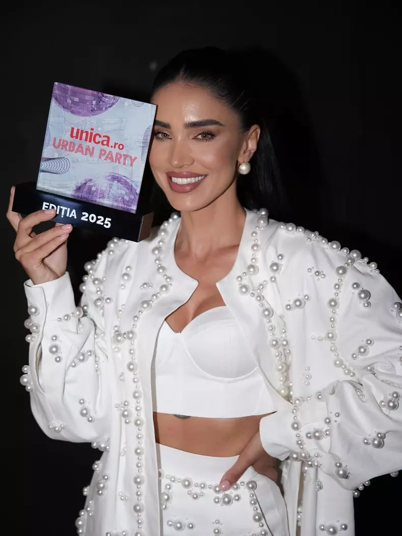 Adelina Pestrițu (4)