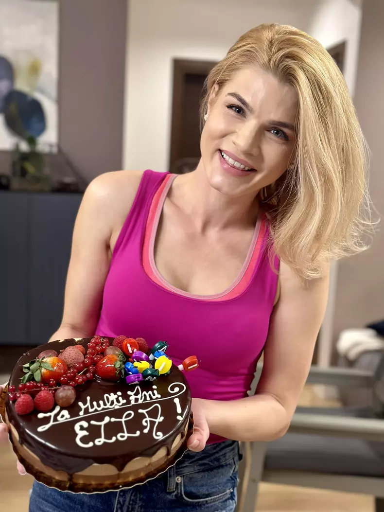 Ella-Prodan-Iubire-cu-parfum-de-femeie-7