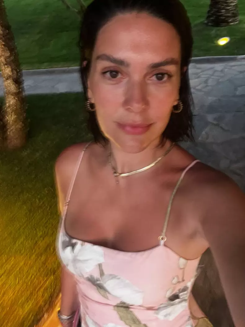 bergüzar-korel-vacanță-romantică-alături-de-familie (11)