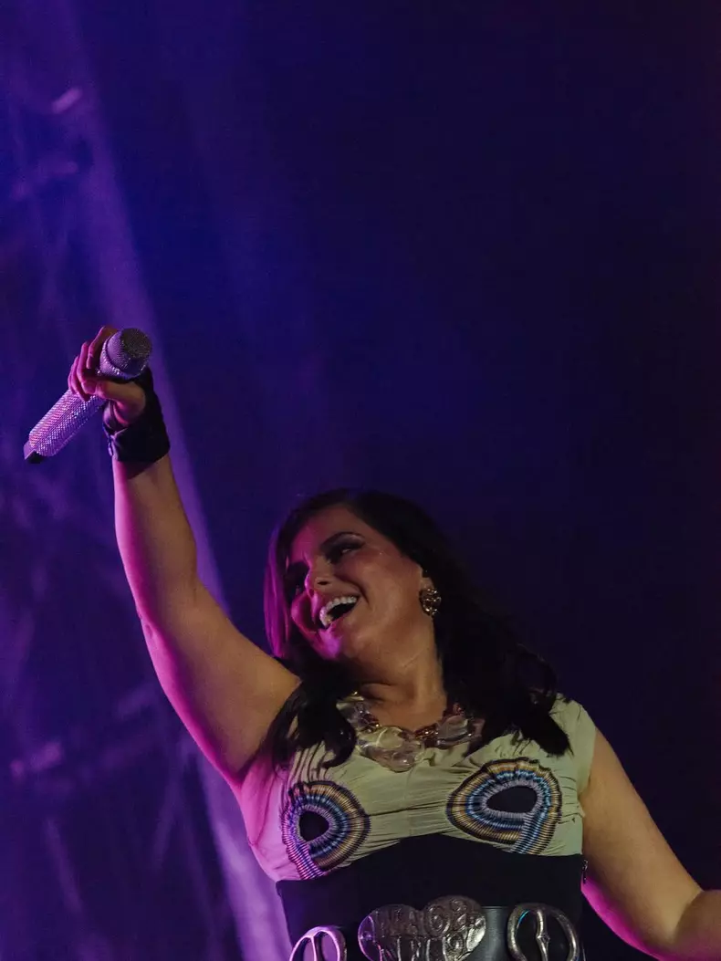 nelly-furtado (10)