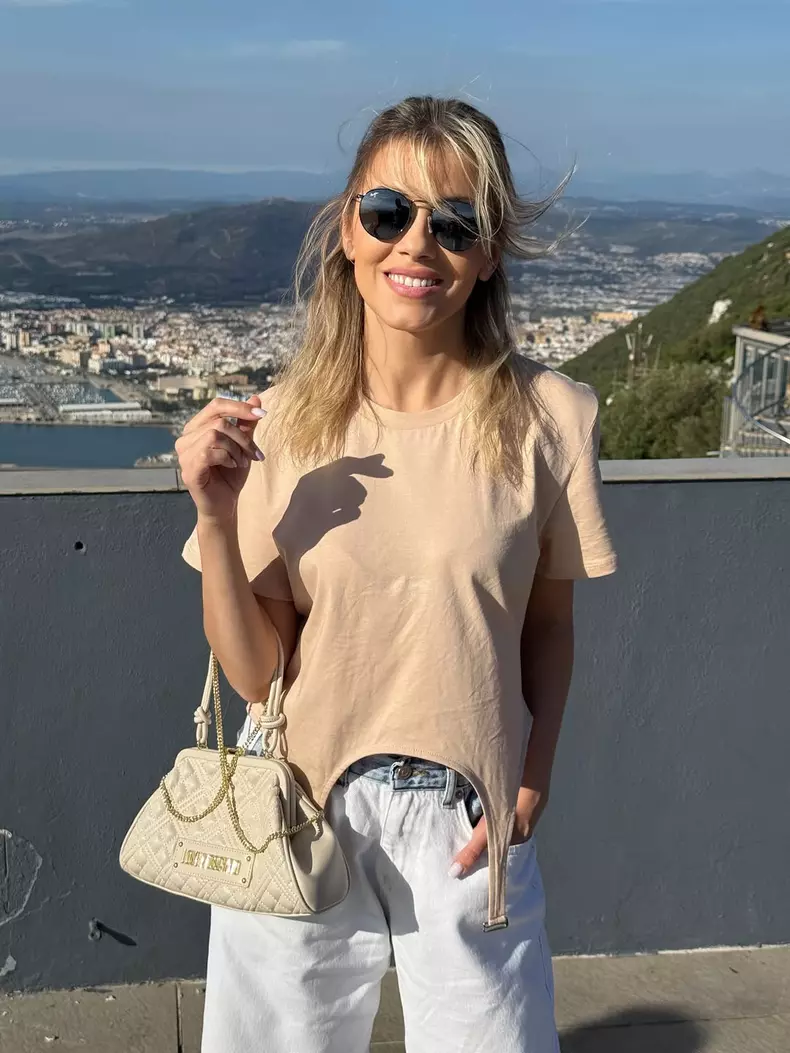 andreea-ibacka (2)