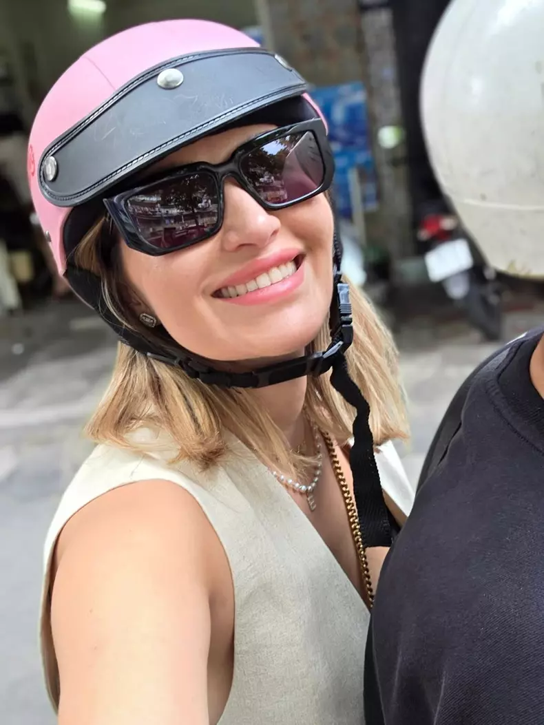 ela craciun 2