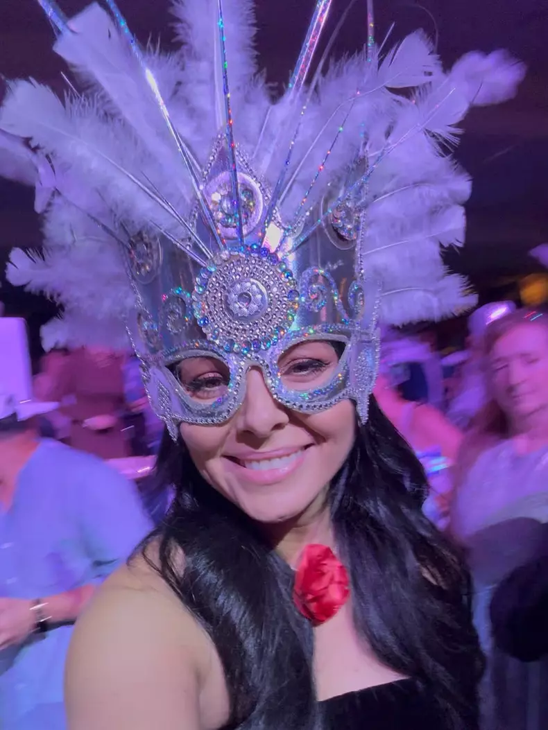 corina-caragea-buenos-aires-revelion-2026 (2)