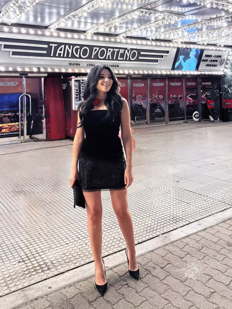 corina-caragea-buenos-aires-revelion-2026 (3)