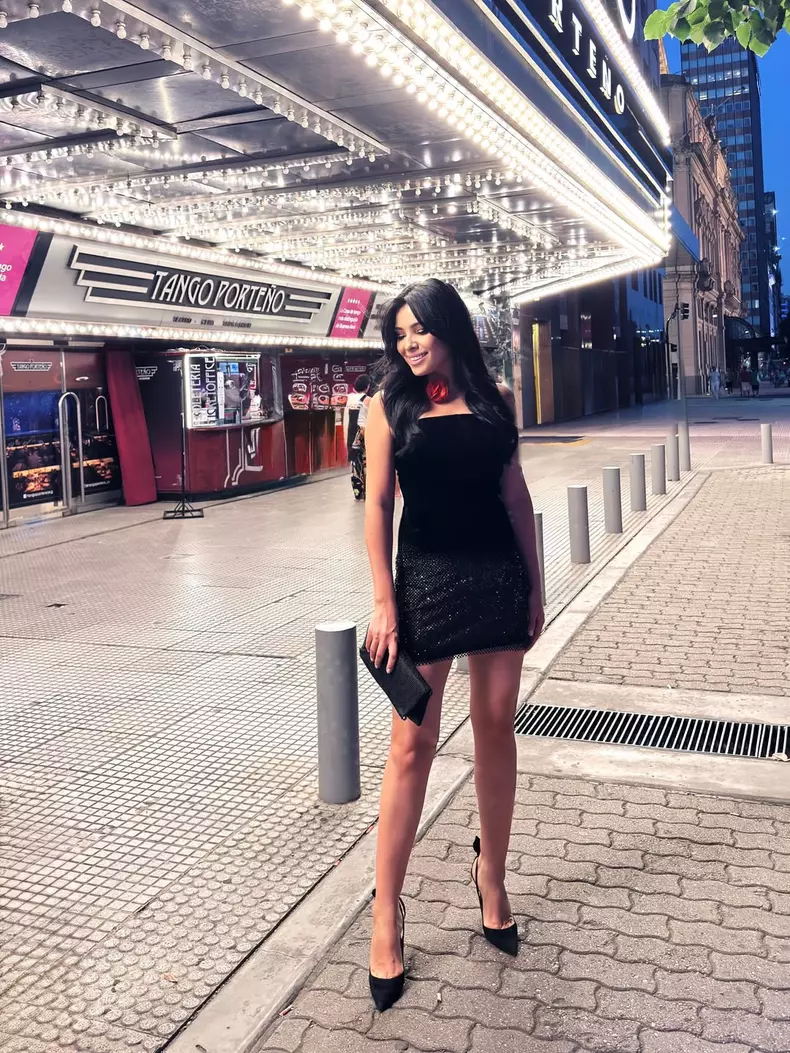 corina-caragea-buenos-aires-revelion-2026 (7)