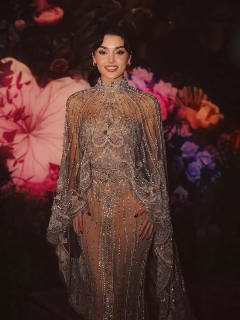 Hande Erçel (7)