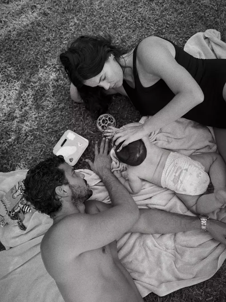 pinar-deniz-imagini-cu-fiul-ei (4)