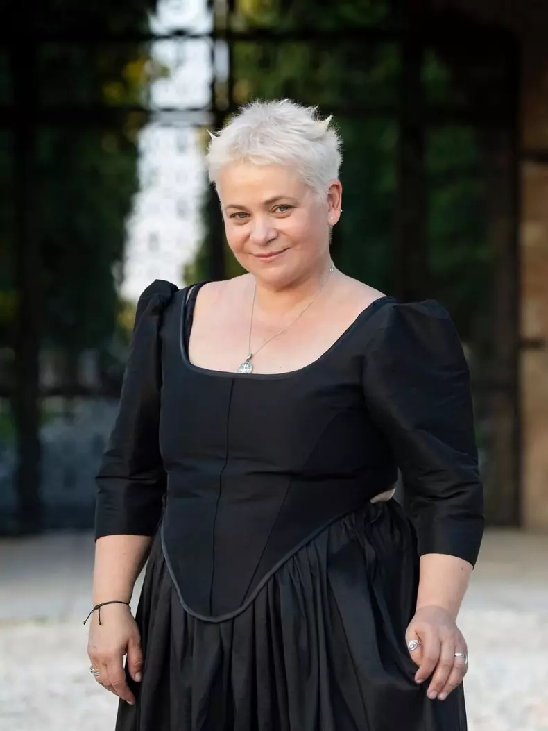 Anca Sigartău4