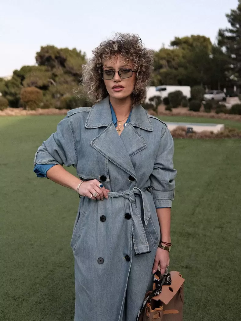 alexia talavutis 7