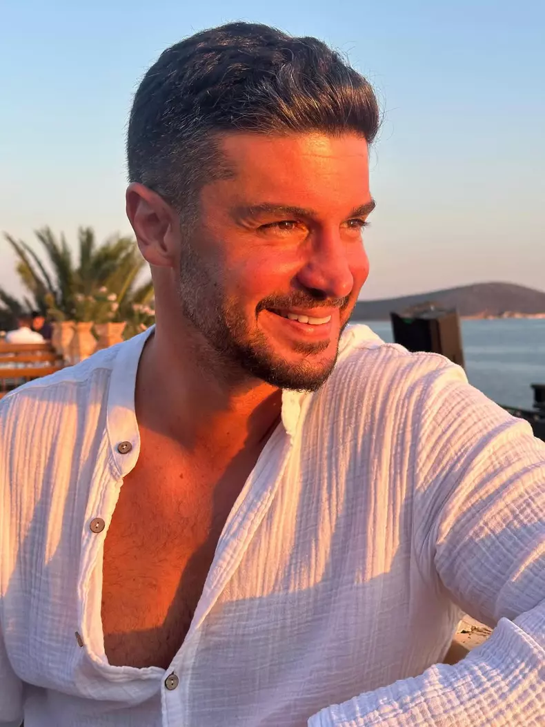 Berk Oktay1