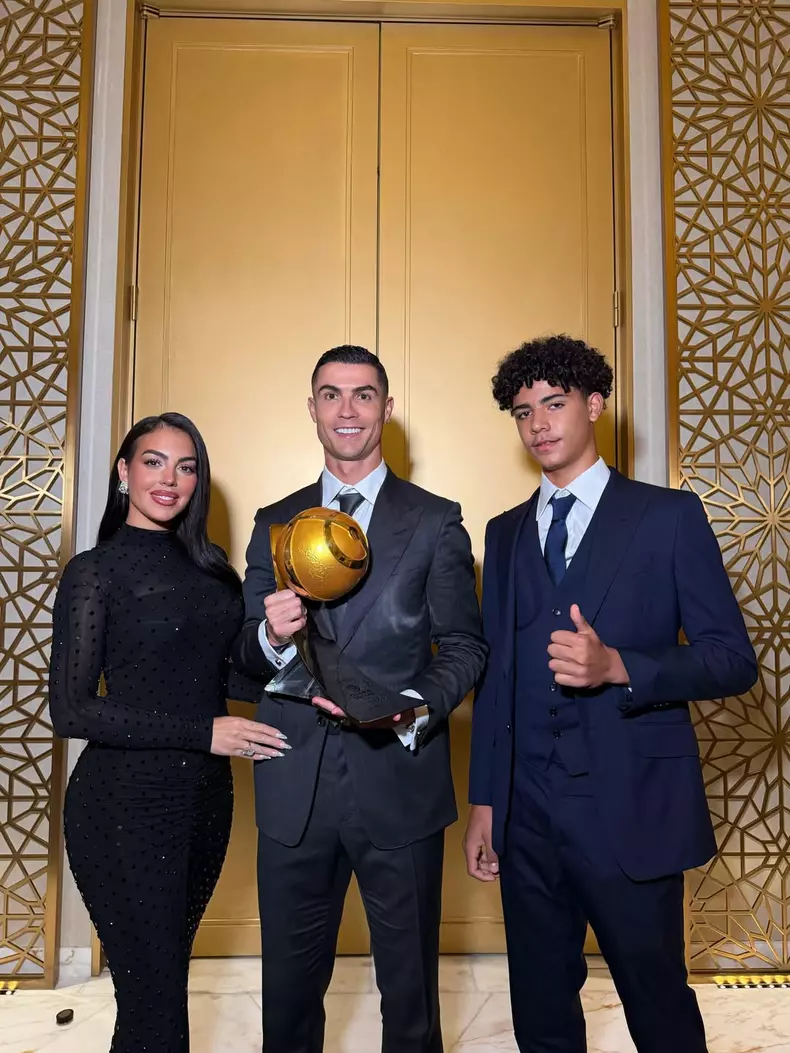 cristiano-ronaldo-georgina-rodriguez (6)